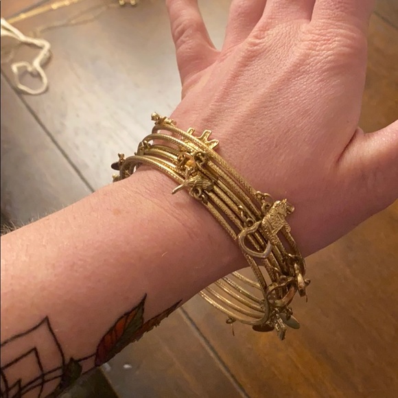 6 gold bangles. Elephants, birds, & heart charms - Picture 10 of 16